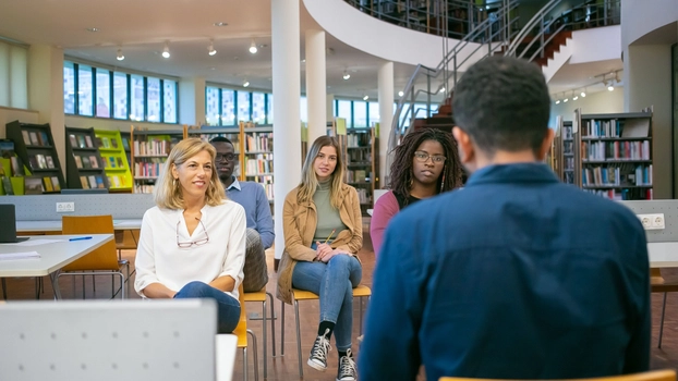 Effektivitäts-Simulation: Die Kunst, im Büro (Homeoffice) beschäftigt auszusehen